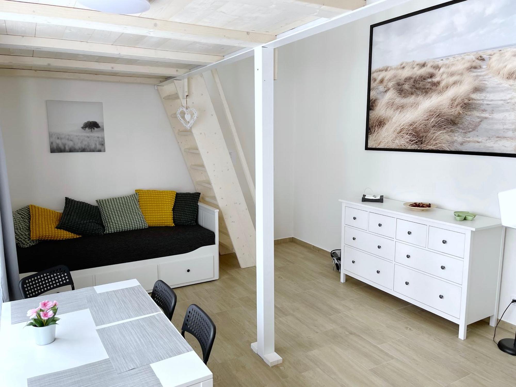 Comfortable Apartments Under The St. Barbara'S Cathedral كوتنا هورا المظهر الخارجي الصورة