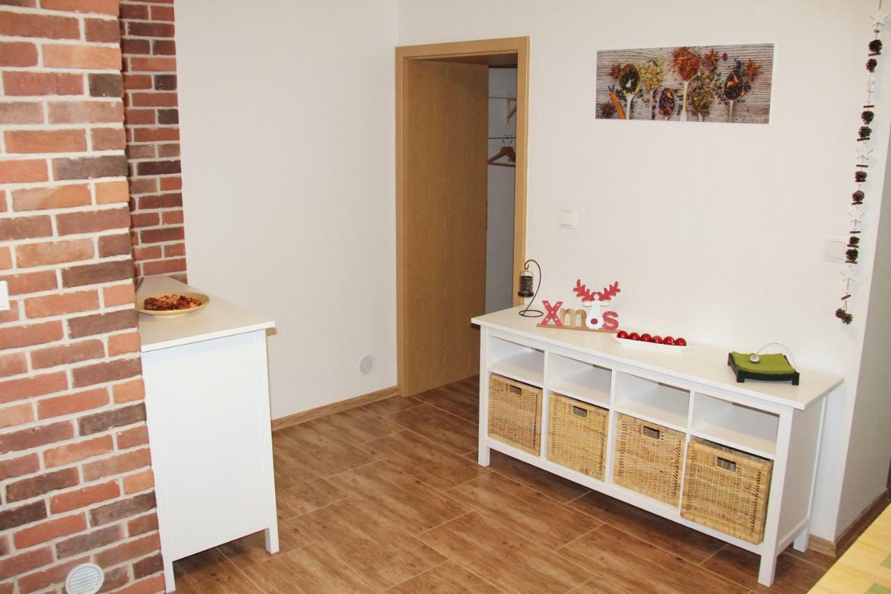 Comfortable Apartments Under The St. Barbara'S Cathedral كوتنا هورا المظهر الخارجي الصورة