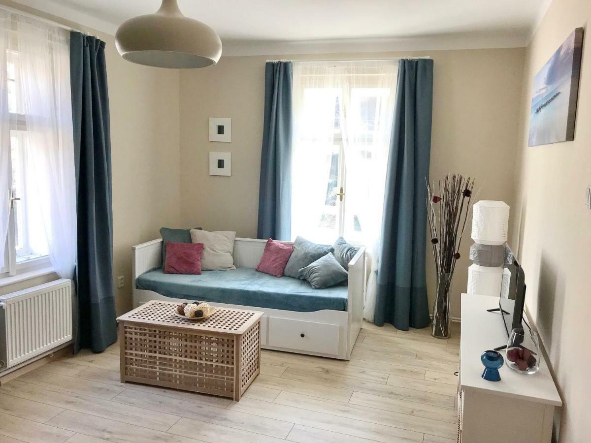 Comfortable Apartments Under The St. Barbara'S Cathedral كوتنا هورا المظهر الخارجي الصورة